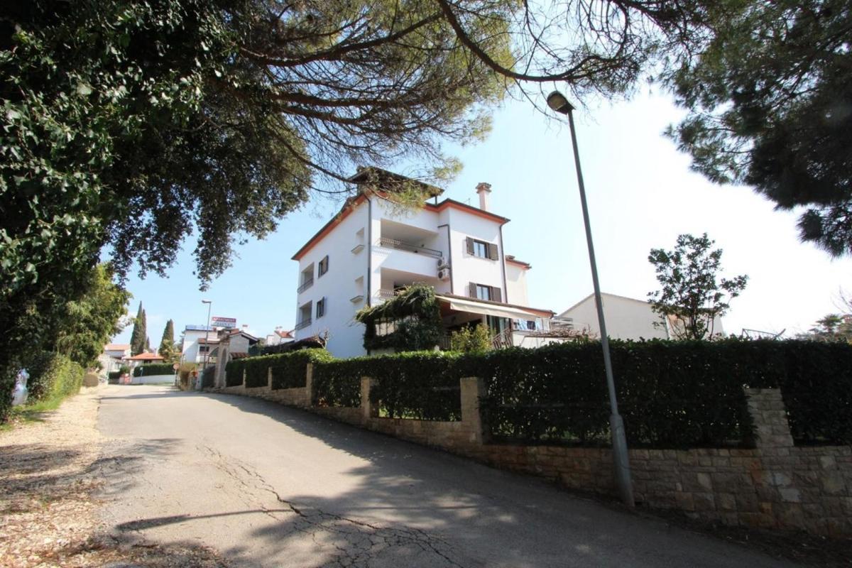 Apartments Jasna Rovinj Bagian luar foto